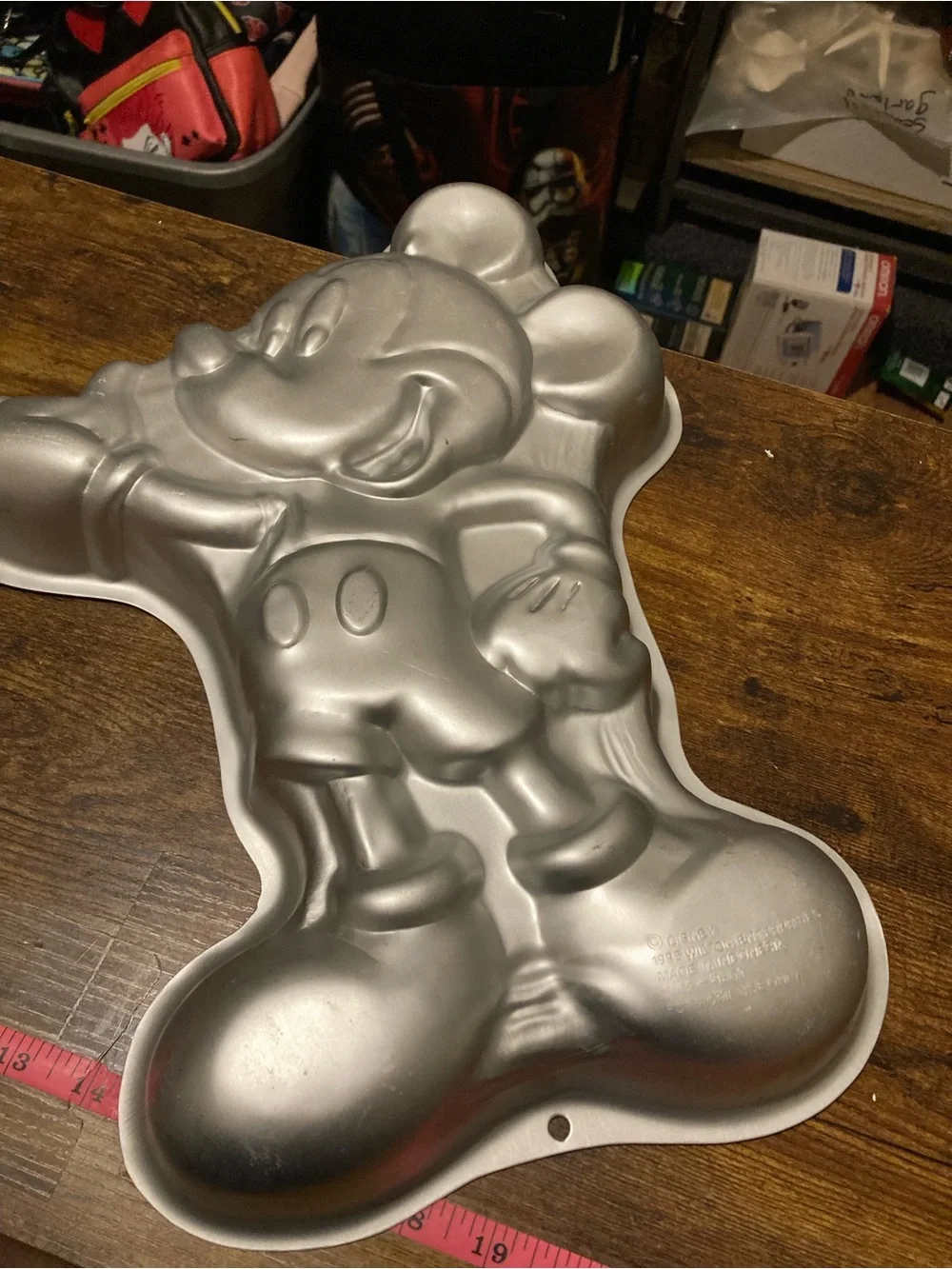 Vintage 1995 Disney Wilton cake pan